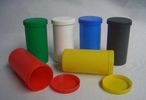 浙江黄岩德威塑料制品厂提供的厂家直销简易盖塑料药品产品